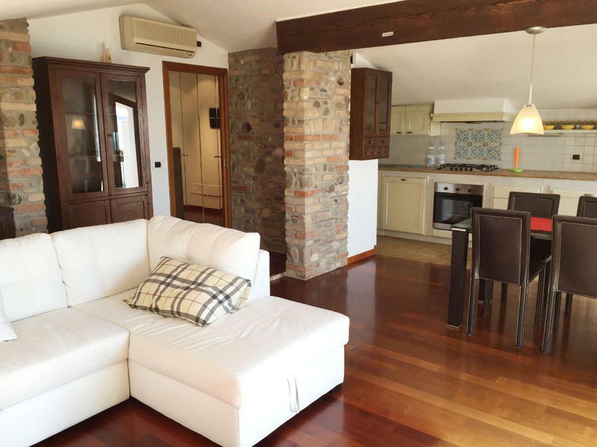 Апартаменти 71 Via Vittorio Emanuele, Vista Lago E Terme Сірміоне Екстер'єр фото